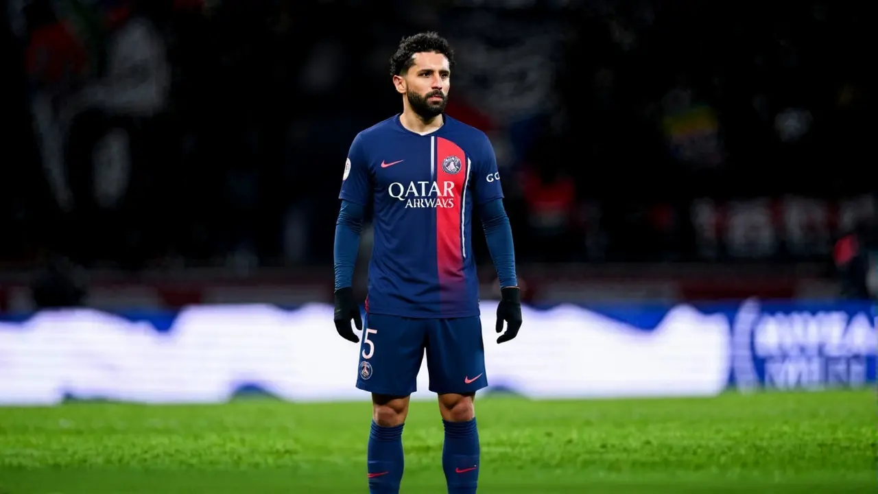 पीएसजी ने मैटवे सफोनोव की चार बचावों से फ्लामेंगो को हराकर इंटरकॉन्टिनेंटल कप जीता