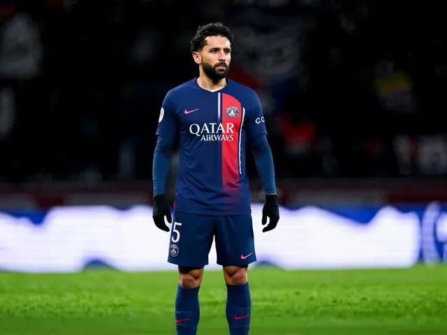 पीएसजी ने मैटवे सफोनोव की चार बचावों से फ्लामेंगो को हराकर इंटरकॉन्टिनेंटल कप जीता